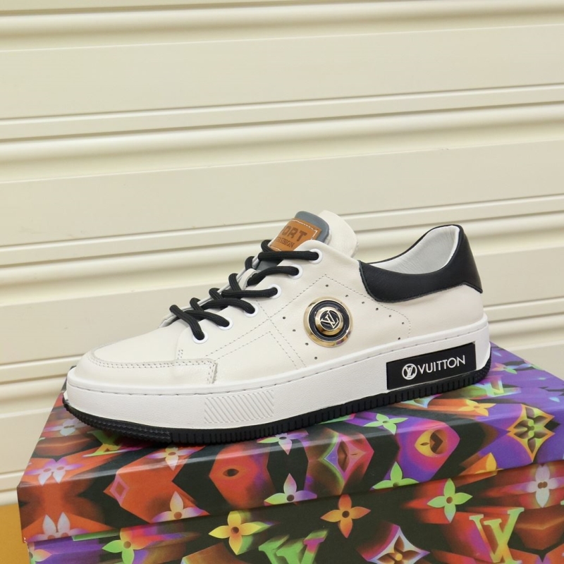 G*u*i casual shoes